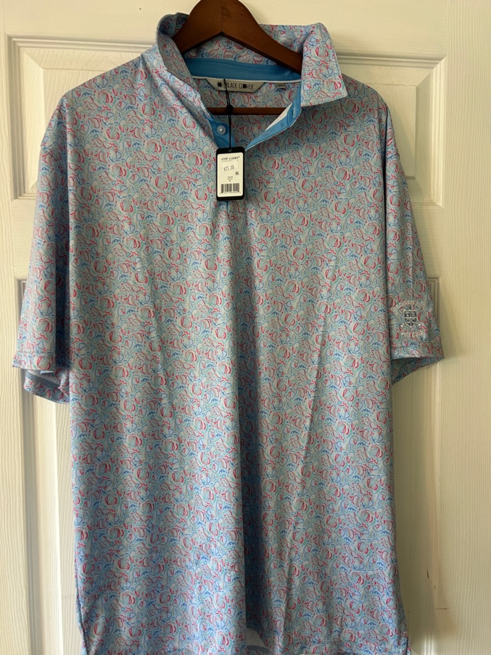 Black Clover Men’s Light Blue Beach Print Polo Shirt NWT